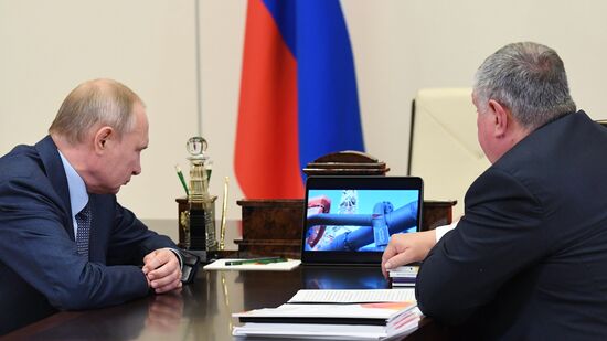 Russia Putin Rosneft