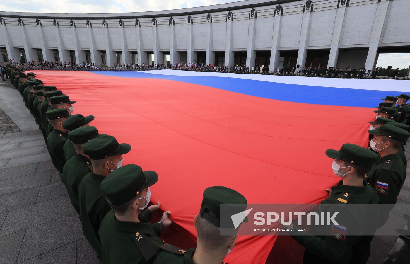 Russia National Flag Day