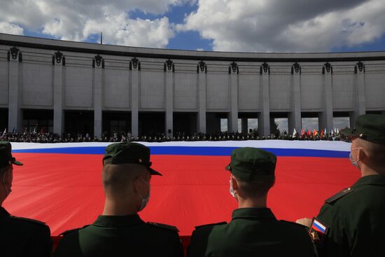 Russia National Flag Day 