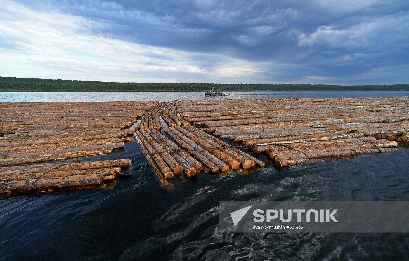 Russia Timber Rafting