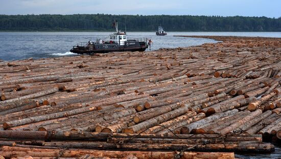 Russia Timber Rafting