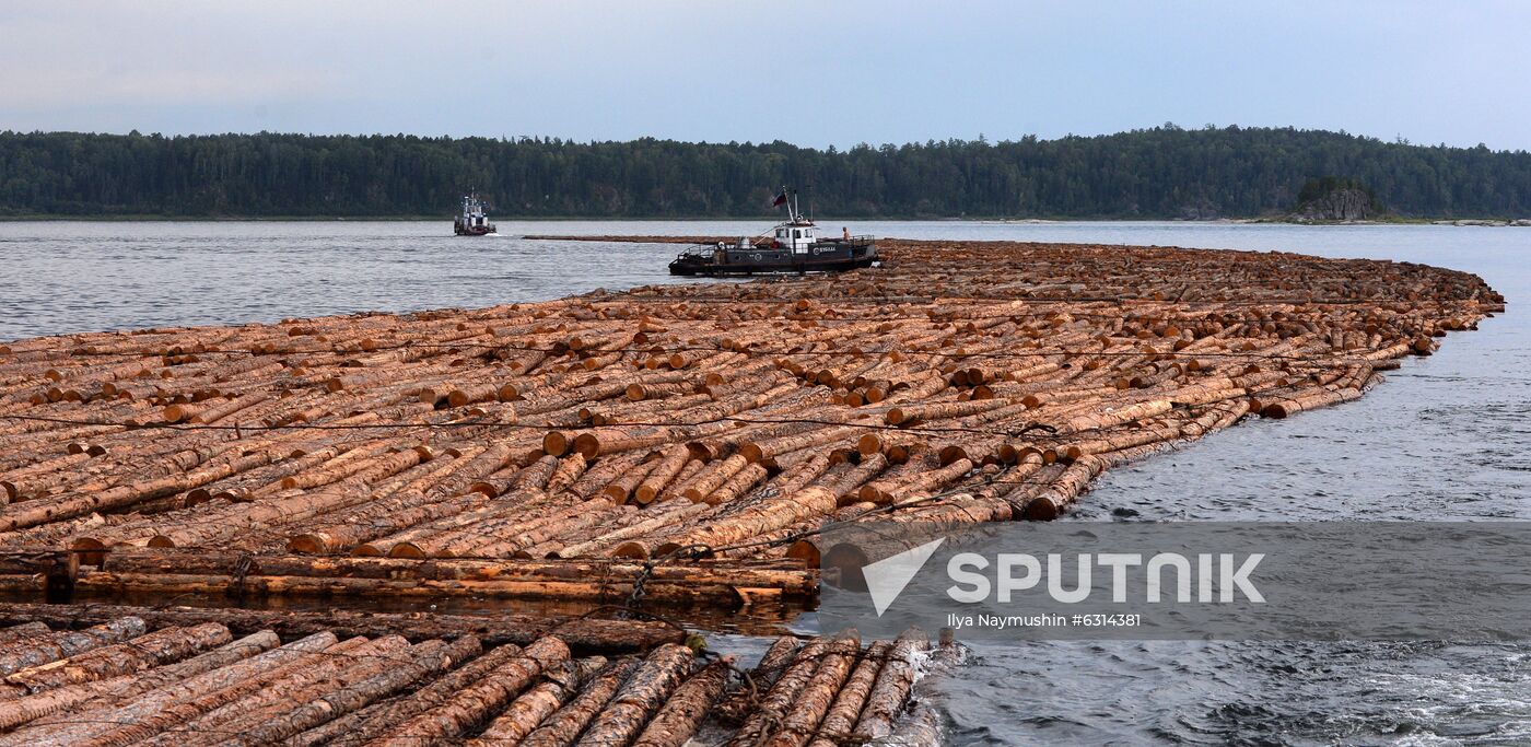 Russia Timber Rafting