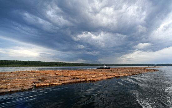 Russia Timber Rafting