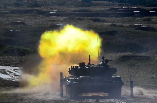 Russia Army Forum Tank Biathlon