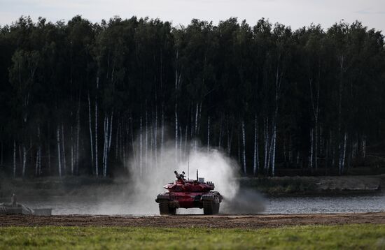 Russia Army Forum Tank Biathlon