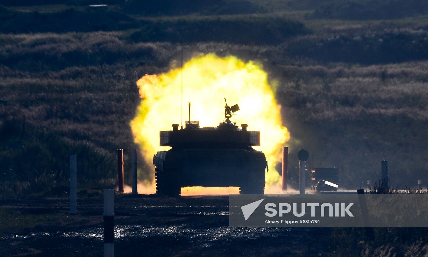 Russia Army Forum Tank Biathlon