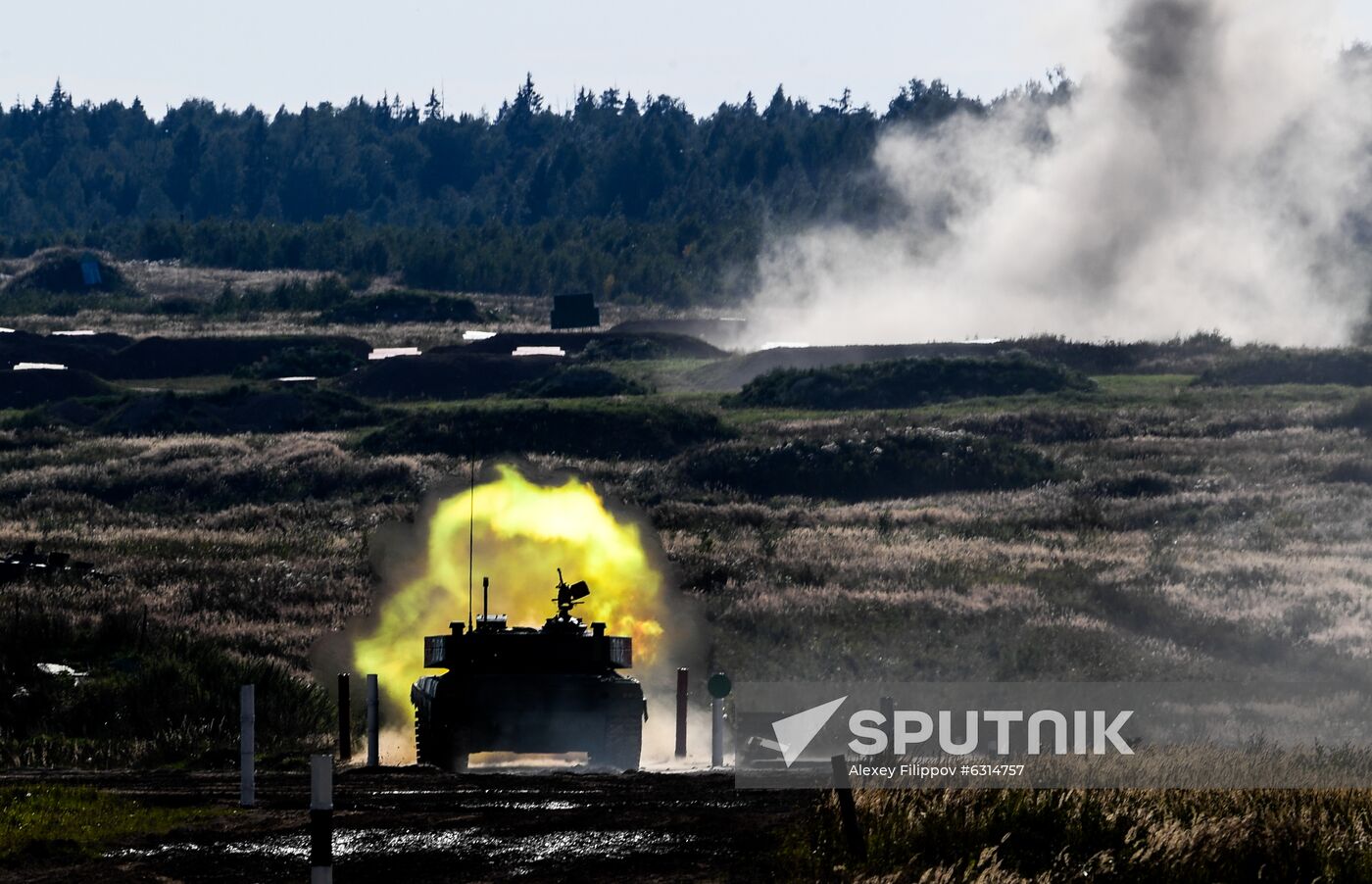 Russia Army Forum Tank Biathlon