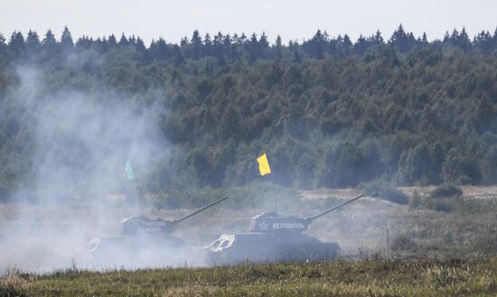 Russia Army Forum Tank Biathlon