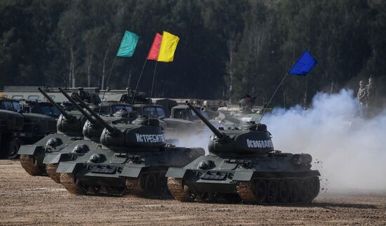 Russia Army Forum Tank Biathlon