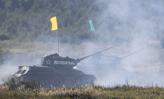 Russia Army Forum Tank Biathlon