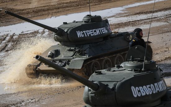Russia Army Forum Tank Biathlon