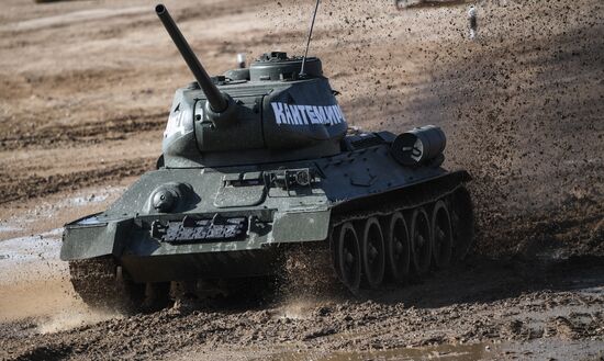 Russia Army Forum Tank Biathlon