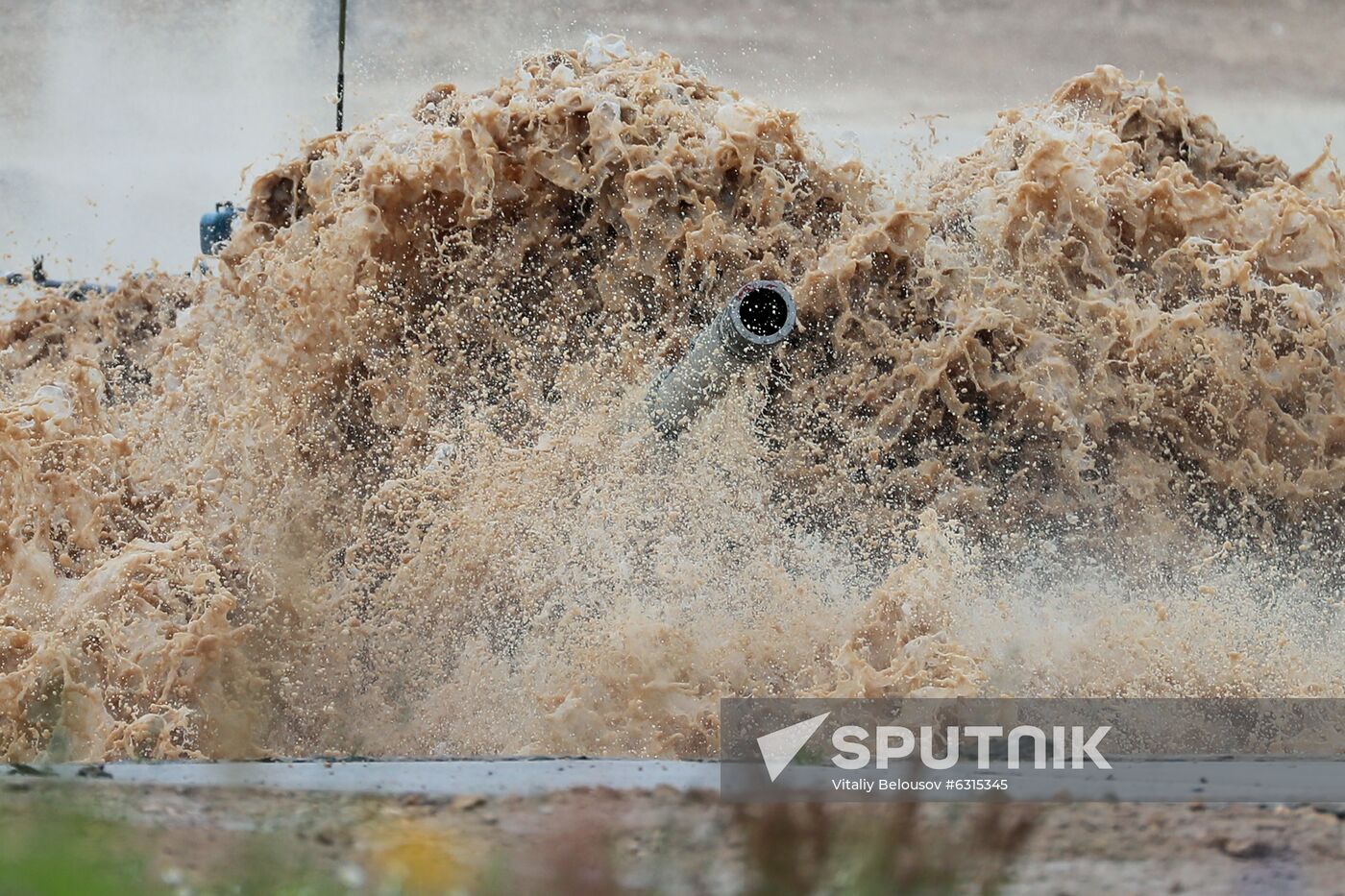 Russia Army Forum Tank Biathlon