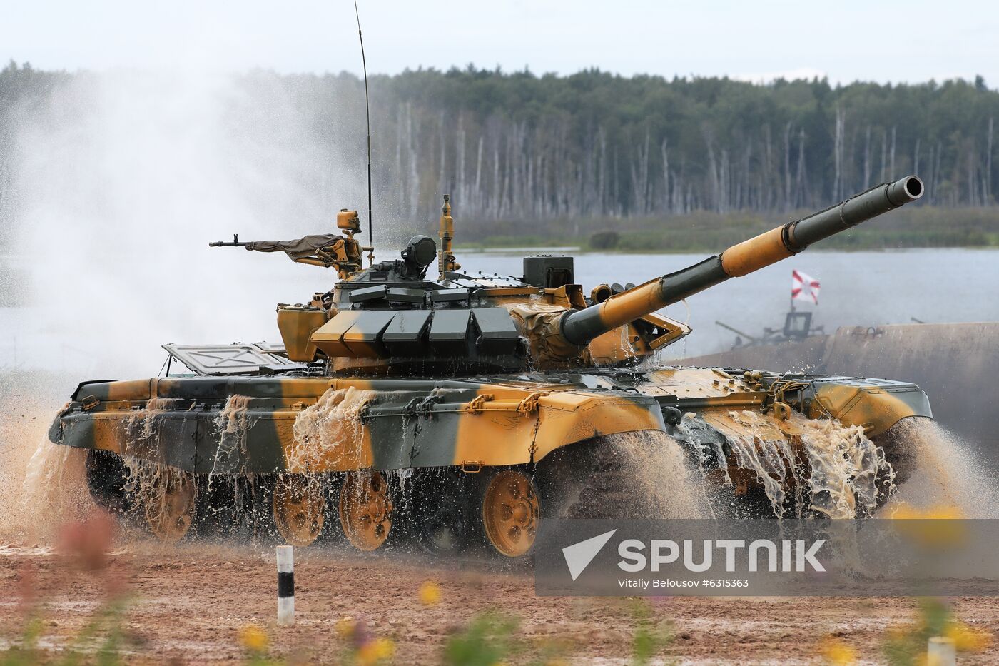 Russia Army Forum Tank Biathlon