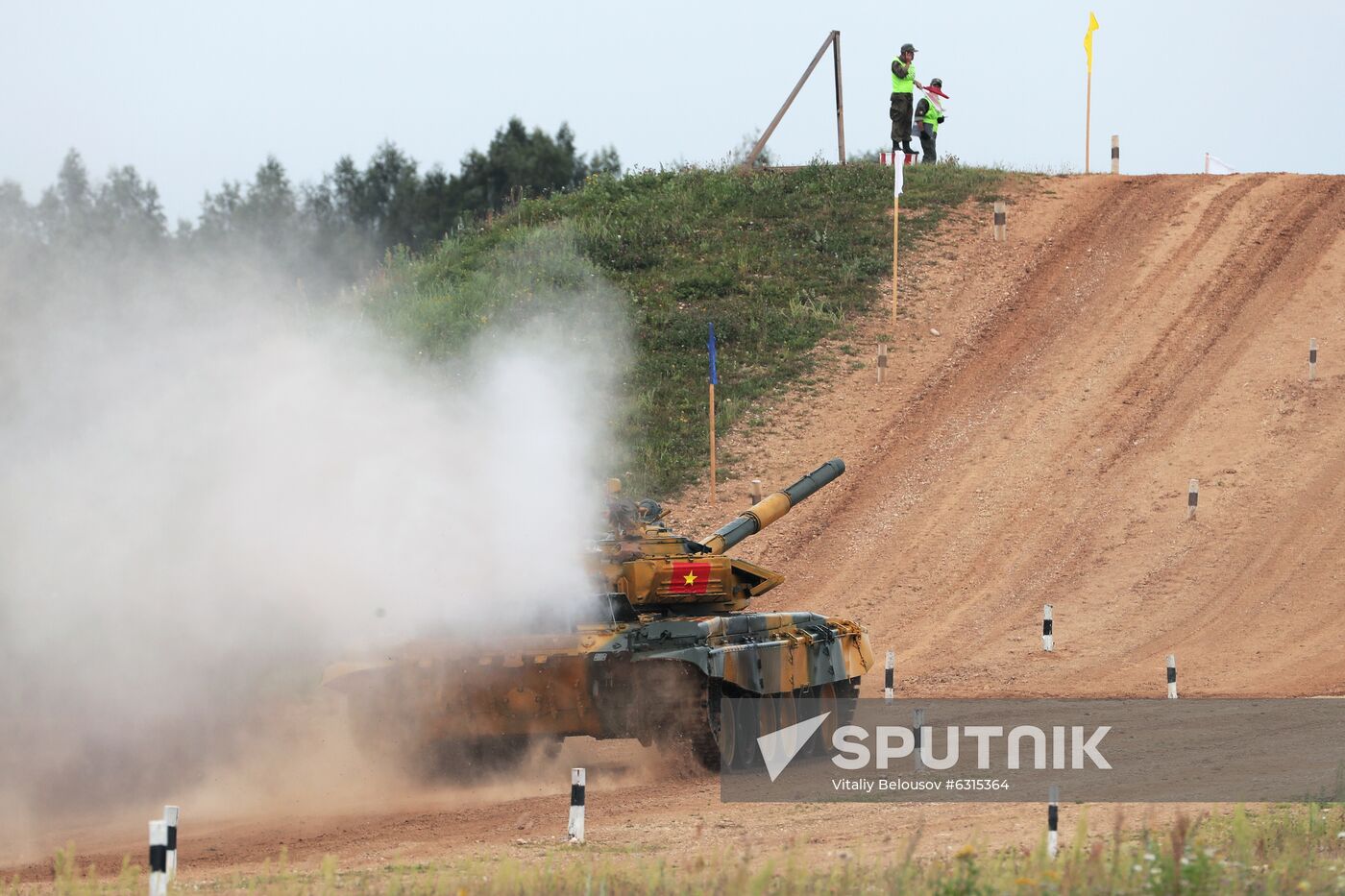 Russia Army Forum Tank Biathlon