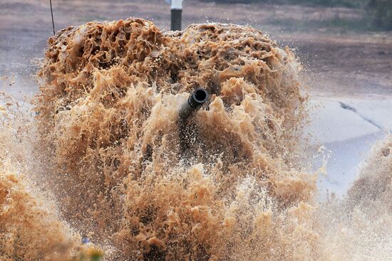 Russia Army Forum Tank Biathlon