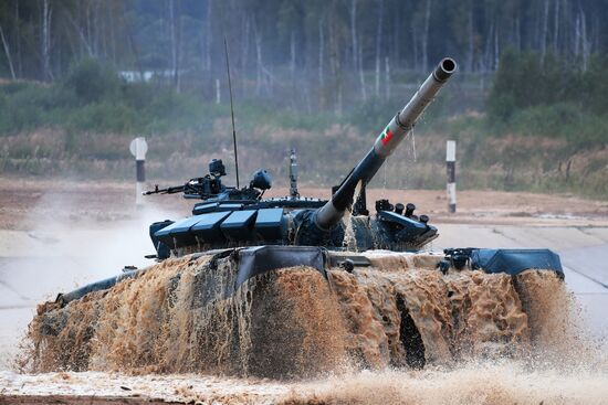 Russia Army Forum Tank Biathlon