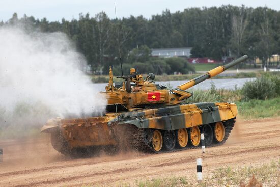 Russia Army Forum Tank Biathlon
