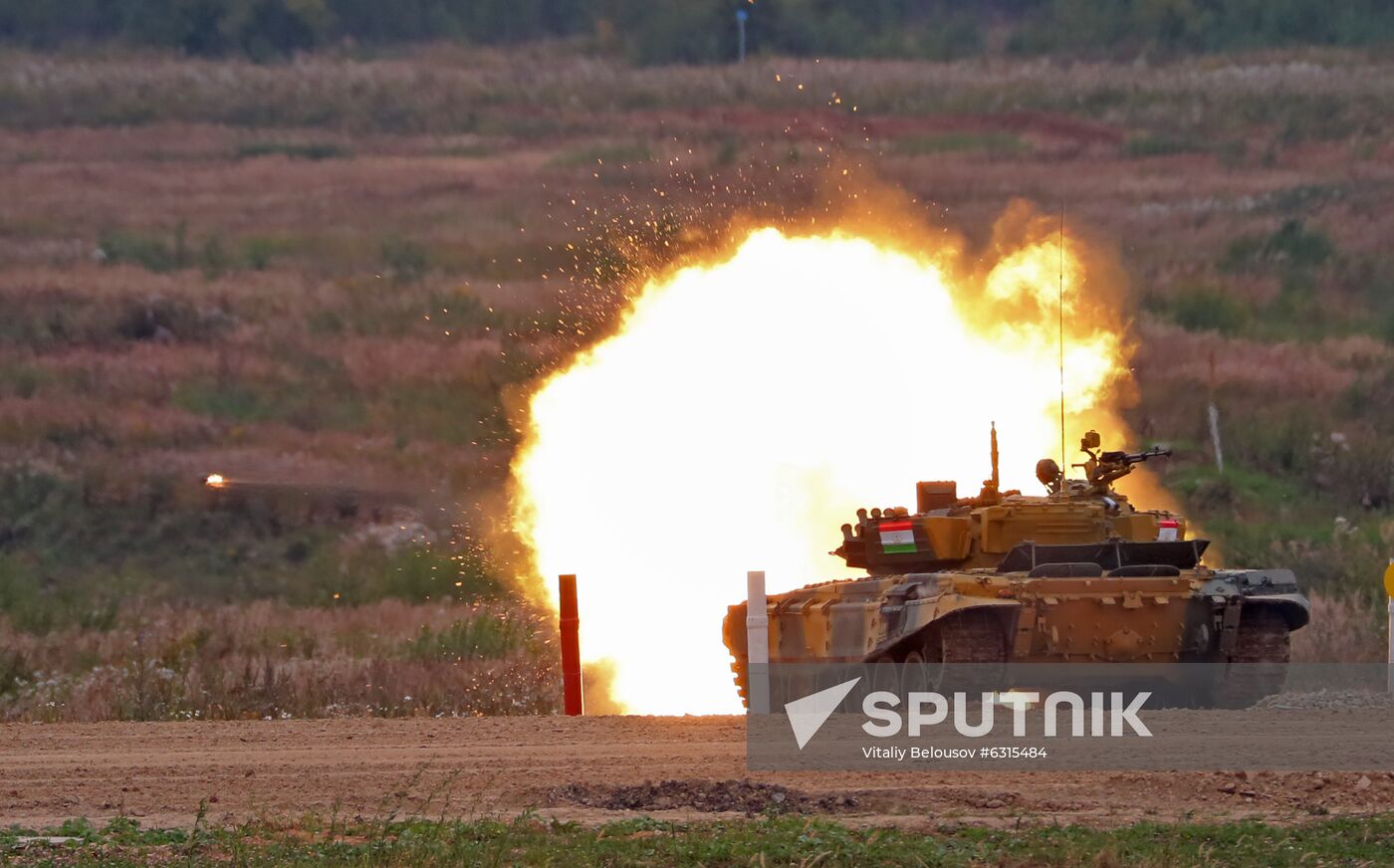 Russia Army Forum Tank Biathlon