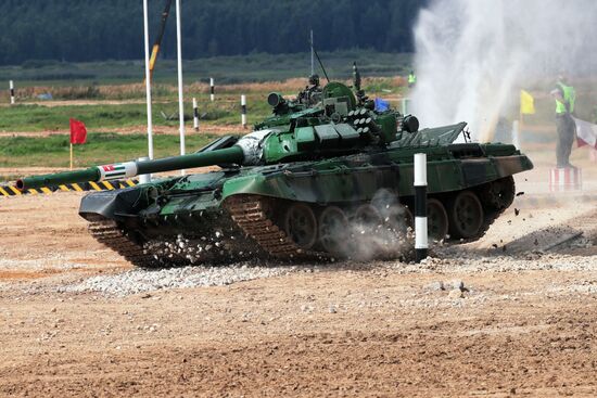 Russia Army Forum Tank Biathlon