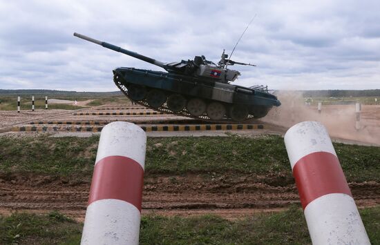 Russia Army Forum Tank Biathlon