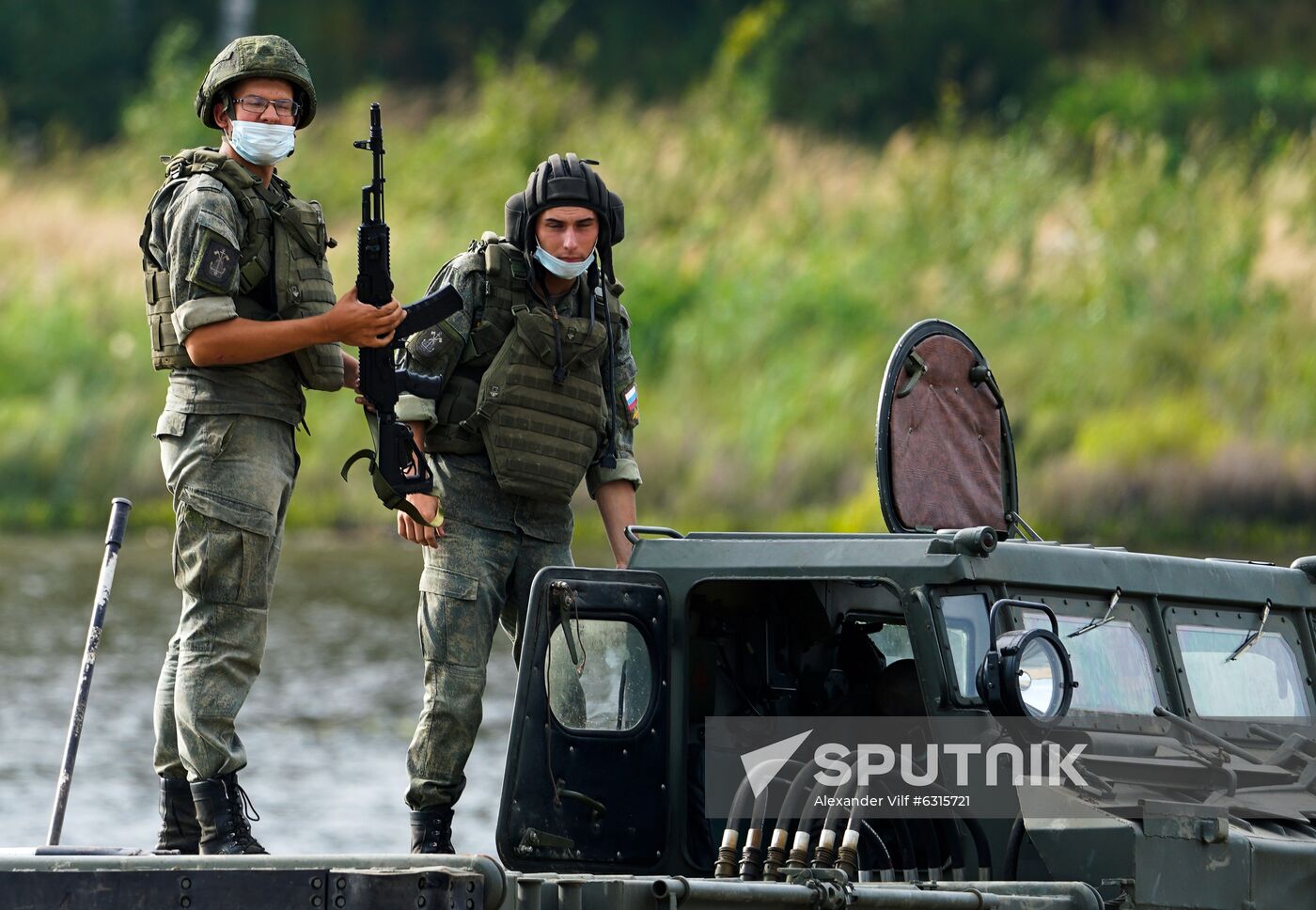 Russia Army Forum Military Equipment Showing