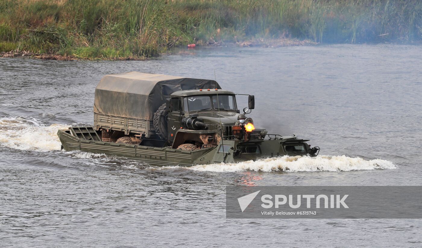 Russia Army Forum Military Equipment Showing