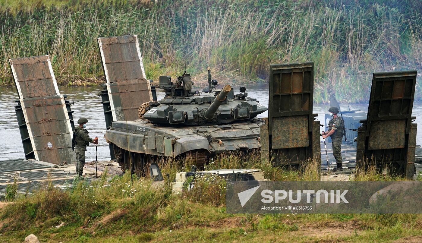 Russia Army Forum Military Equipment Showing
