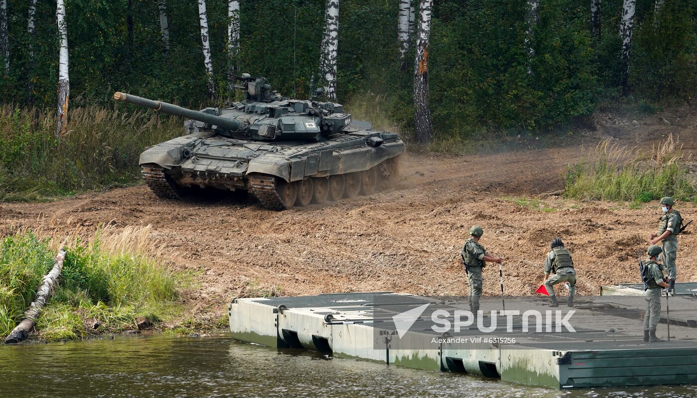 Russia Army Forum Military Equipment Showing