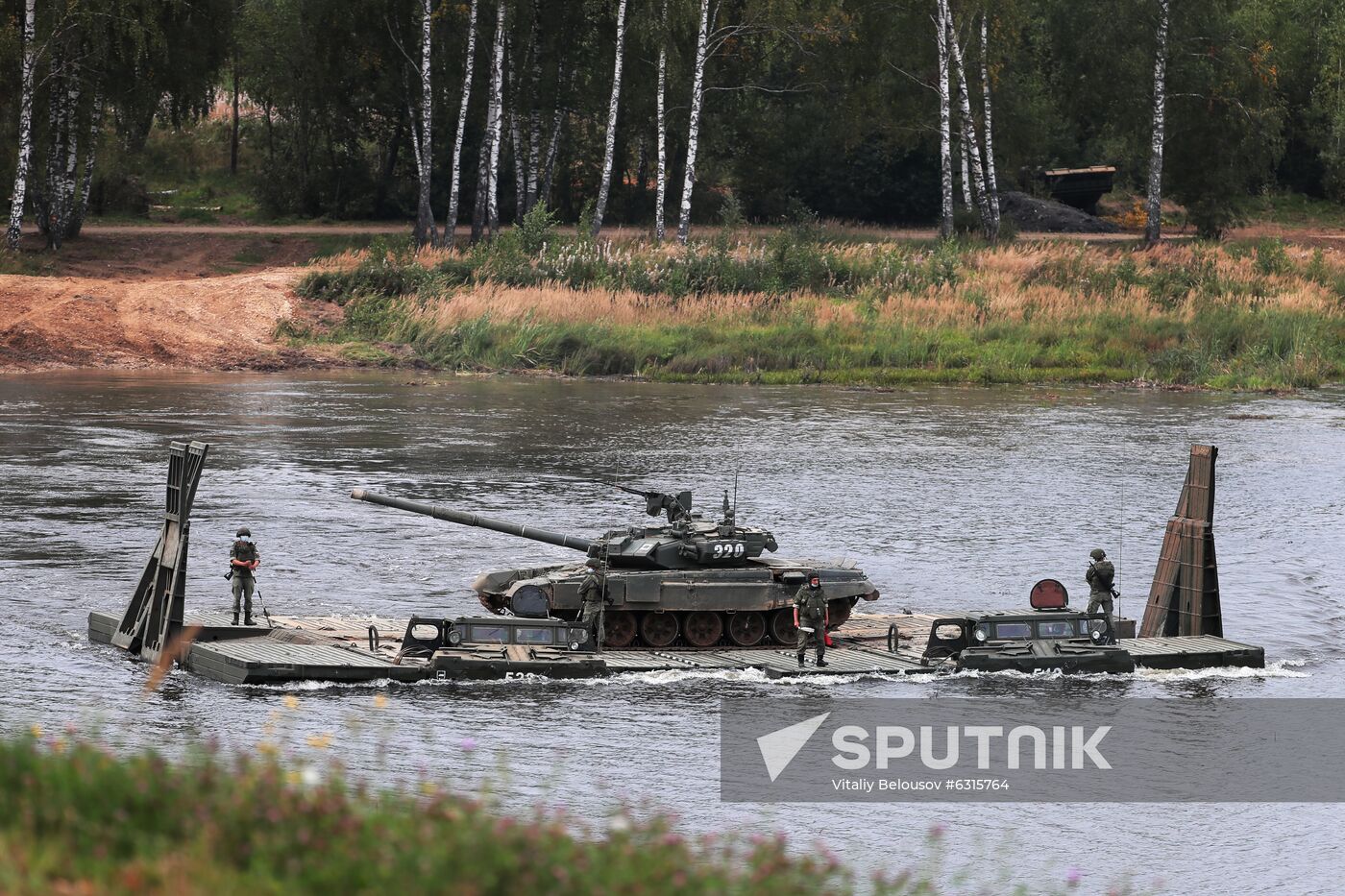 Russia Army Forum Military Equipment Showing