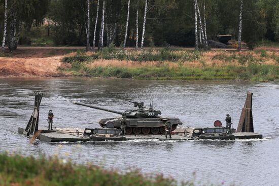 Russia Army Forum Military Equipment Showing