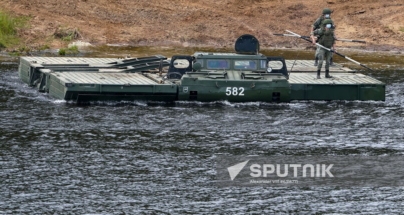 Russia Army Forum Military Equipment Showing