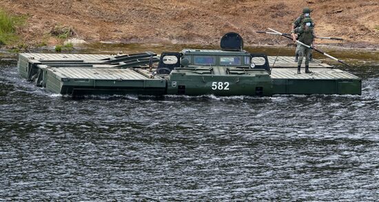 Russia Army Forum Military Equipment Showing