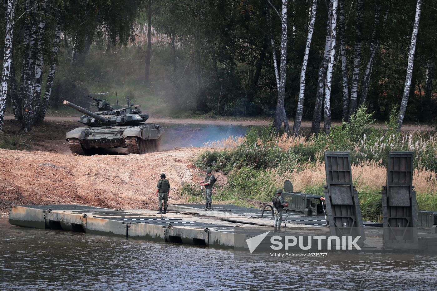 Russia Army Forum Military Equipment Showing