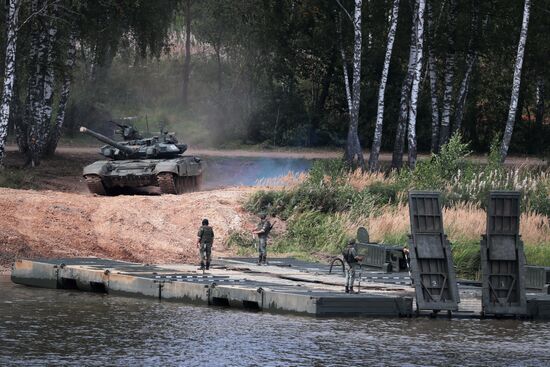 Russia Army Forum Military Equipment Showing