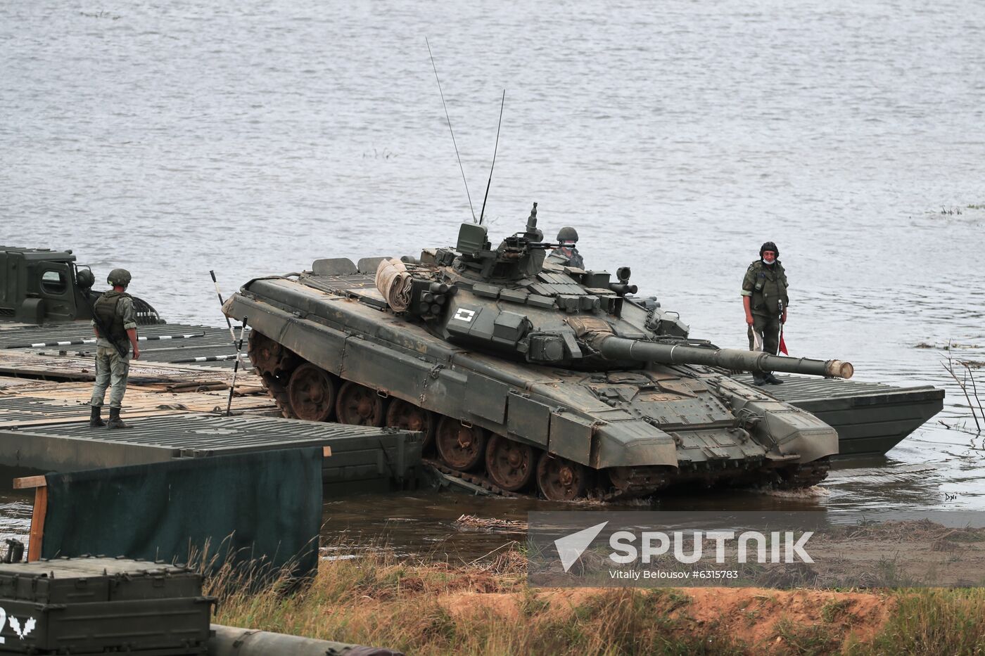 Russia Army Forum Military Equipment Showing