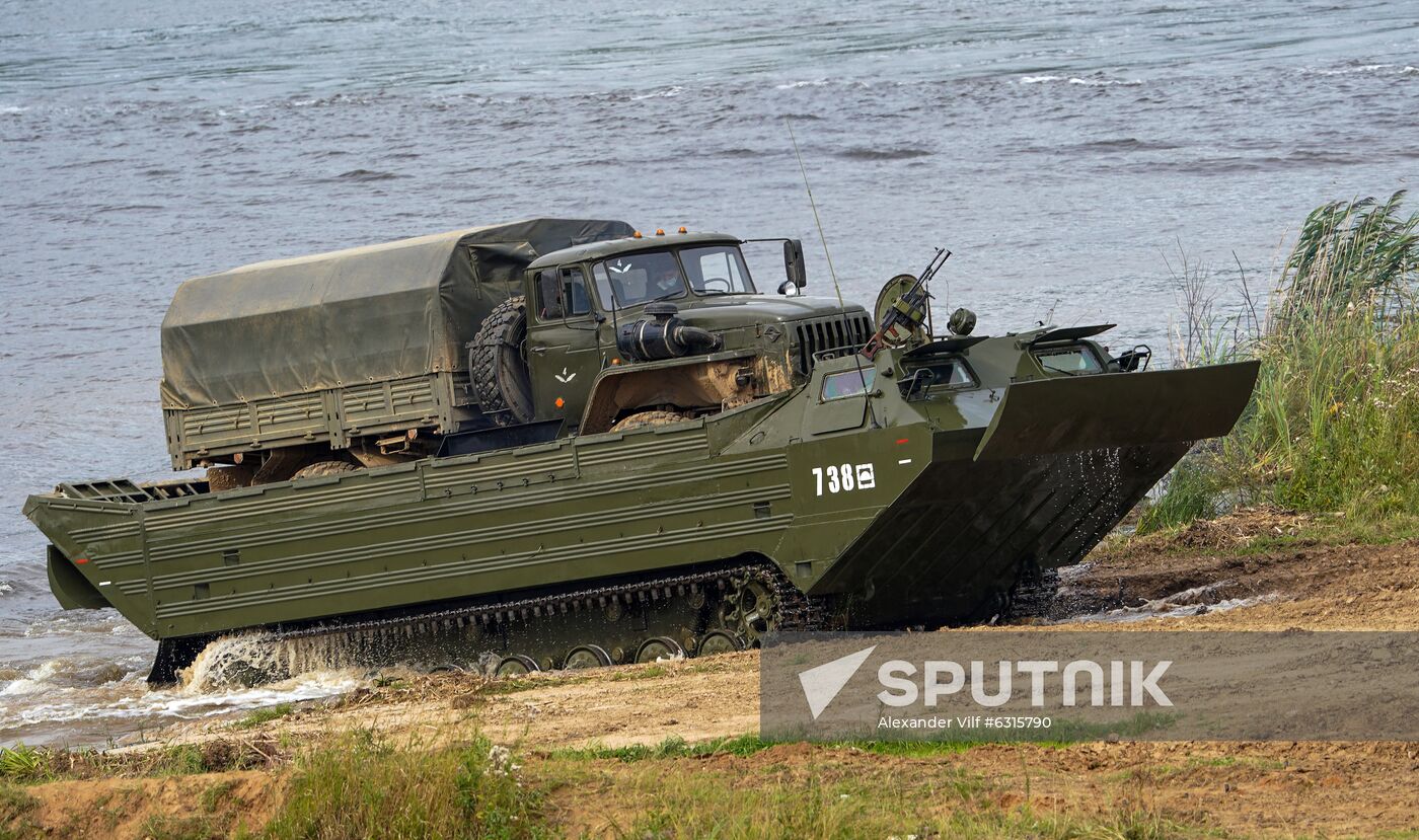 Russia Army Forum Military Equipment Showing