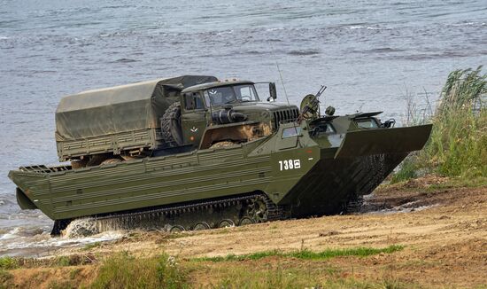 Russia Army Forum Military Equipment Showing