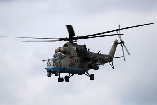 Russia Army Forum Military Equipment Showing