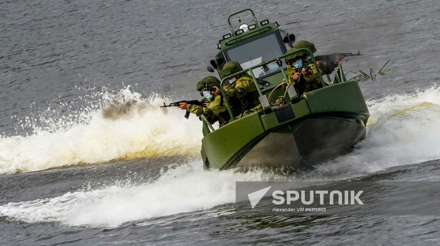 Russia Army Forum Military Equipment Showing