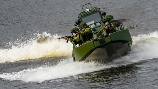 Russia Army Forum Military Equipment Showing