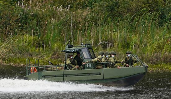 Russia Army Forum Military Equipment Showing