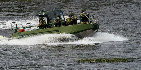Russia Army Forum Military Equipment Showing