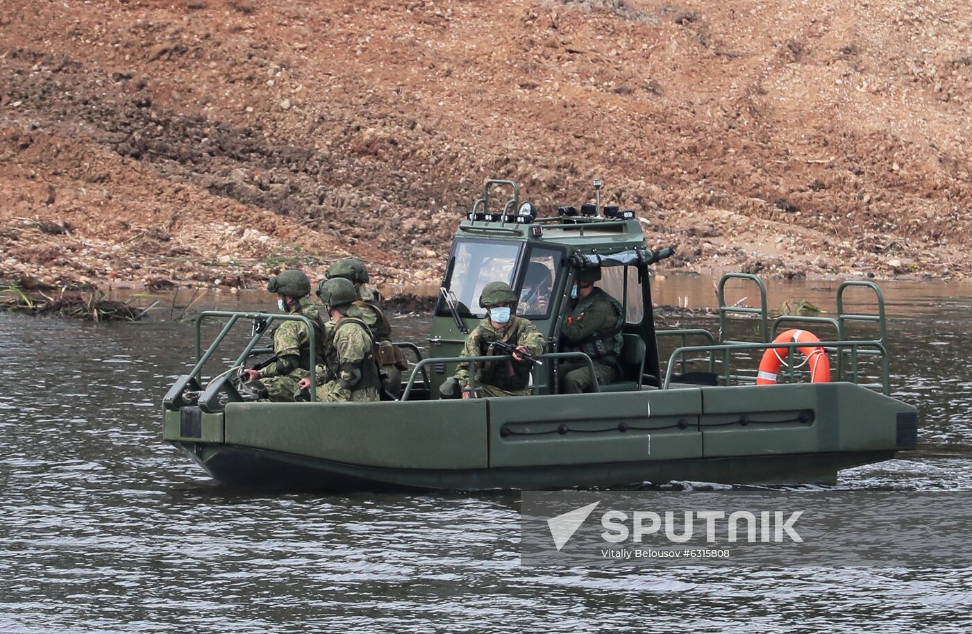 Russia Army Forum Military Equipment Showing