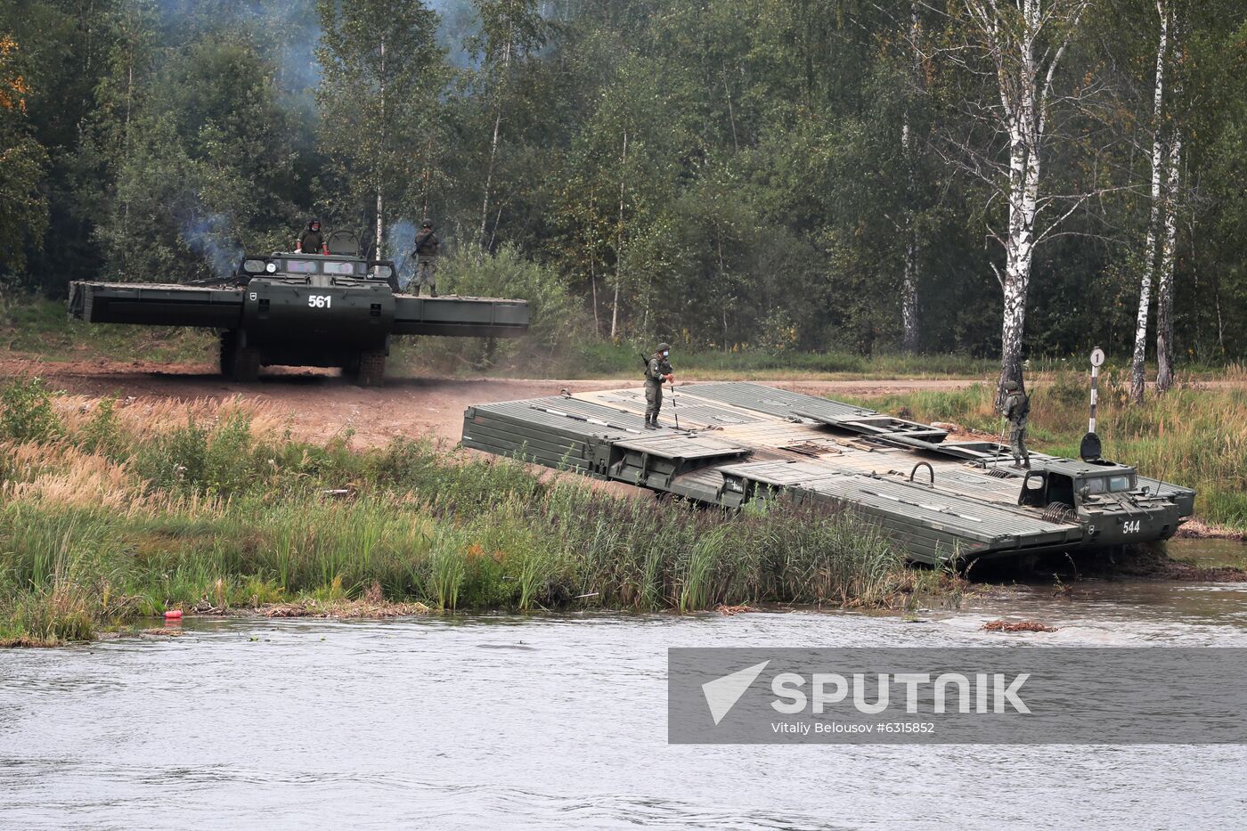 Russia Army Forum Military Equipment Showing