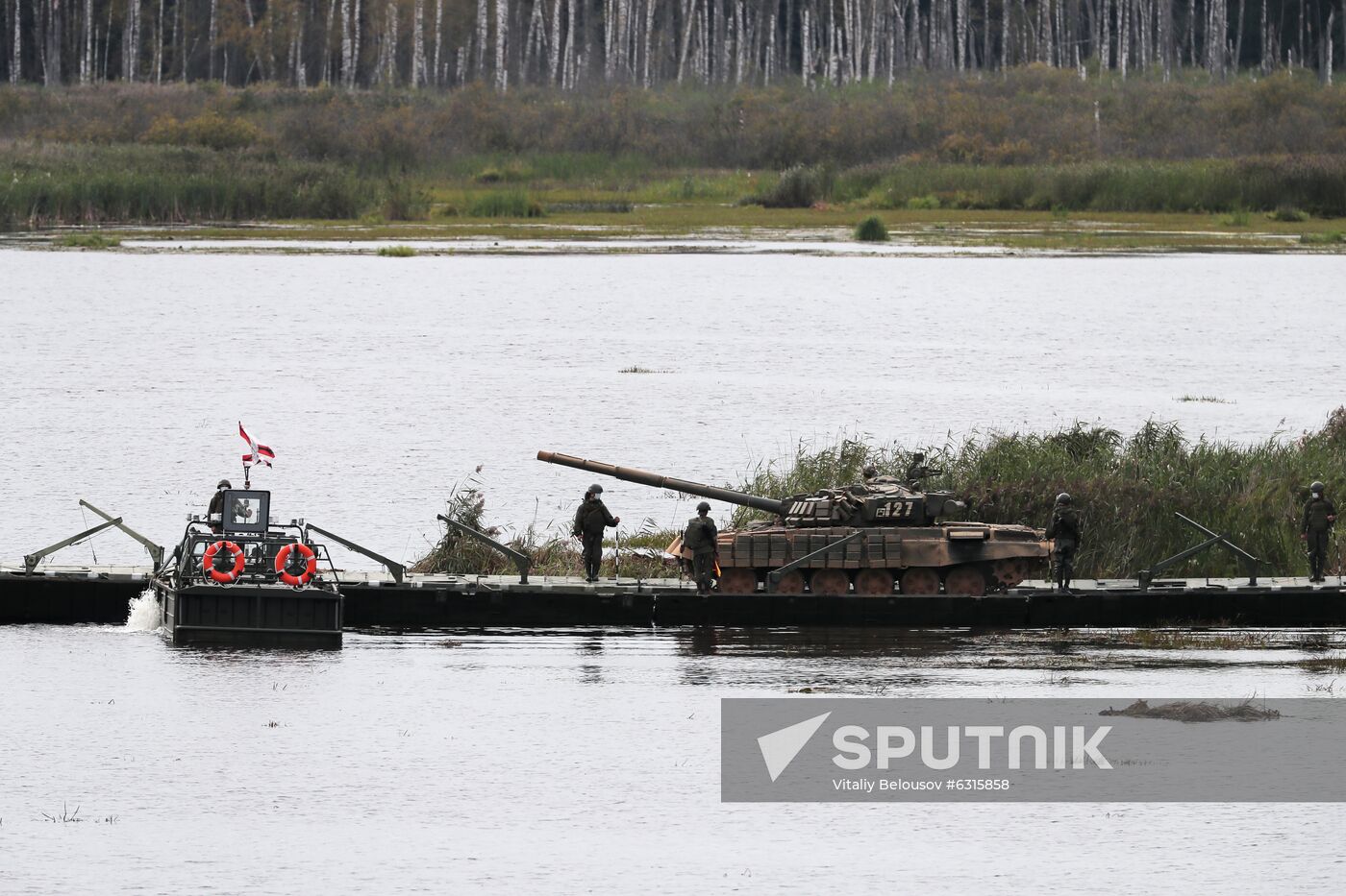 Russia Army Forum Military Equipment Showing