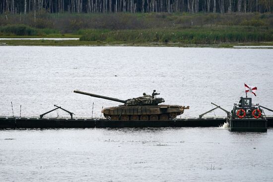 Russia Army Forum Military Equipment Showing