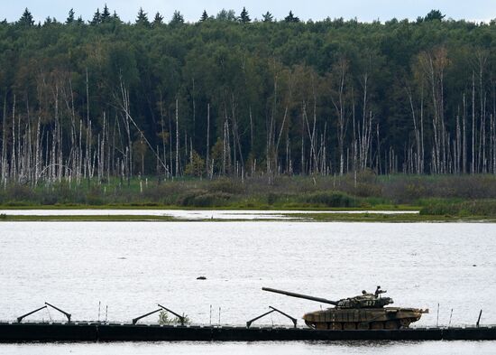 Russia Army Forum Military Equipment Showing