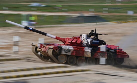 Russia Army Games Tank Biathlon