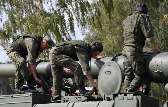 Russia Army Forum Land Forces Cluster